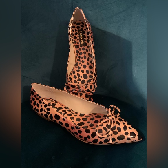 NWT Larroude Lee Flat in Cheetah 🐆 Print Patent Leather, size 7.5 - Picture 2 of 4